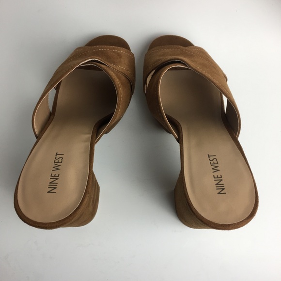 NINE WEST Platform Chunky Heels - Picture 4 of 5